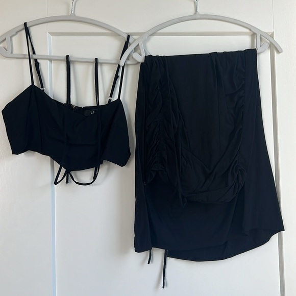 Lulu’s black 2 piece skirt set - size M - Picture 6 of 6
